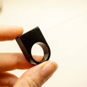 black ring