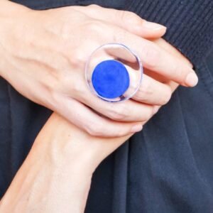 dark blue ring on hand