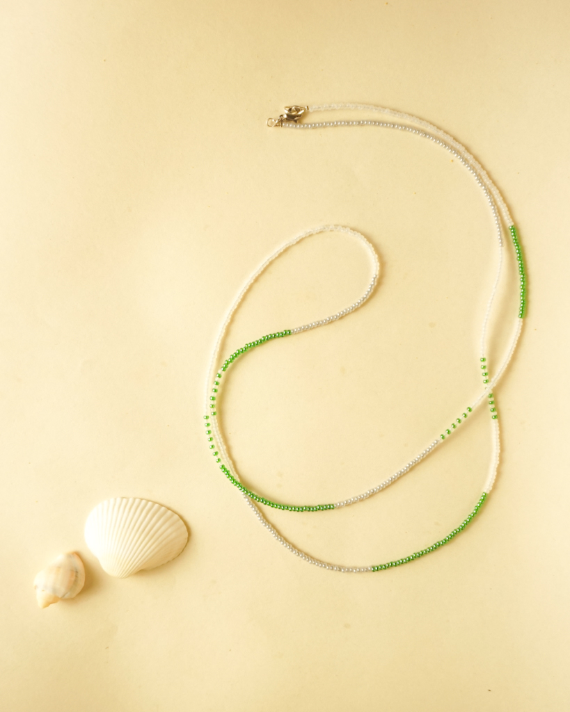 beads green and white