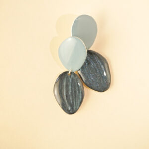 earrings-black-pearl-and-sky-blue