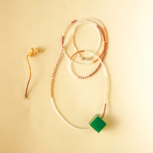 necklace-forest-green-and-bronze