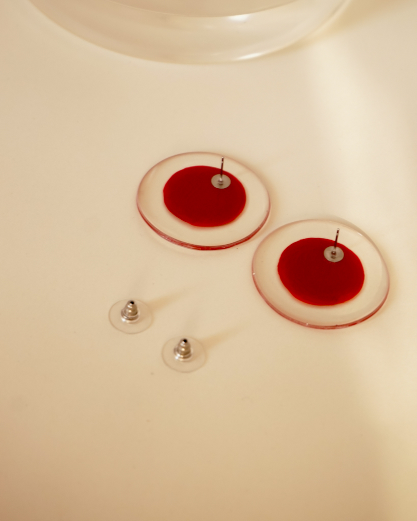 circle earrings red back