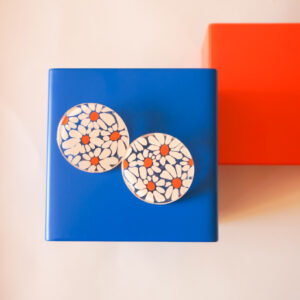 flower power earrings daisy