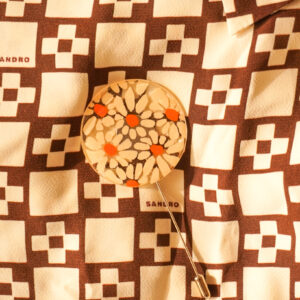 flower power pin daisies 1