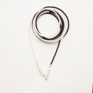 pearl necklace black and white