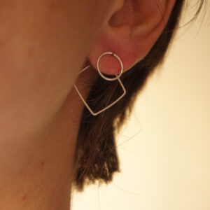 square on ear